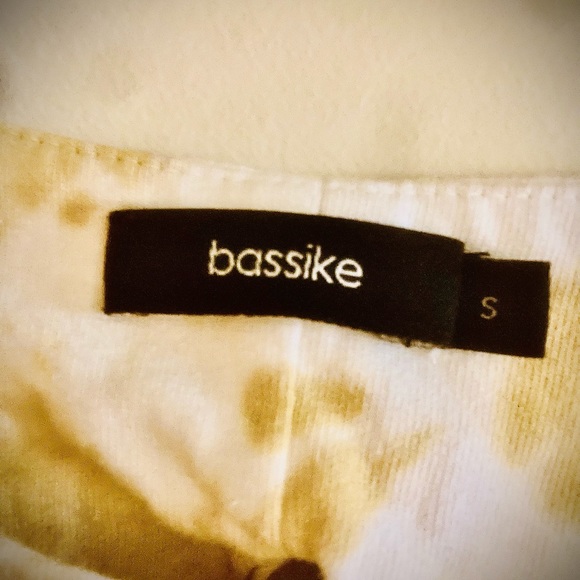 Brand-Bassike - Picture 3 of 5